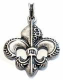 Fleur de Lys L (Kettenanhänger in Altsilber)