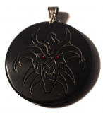Dämon mit feurigen Augen klein (Kettenanhänger aus Horn)
